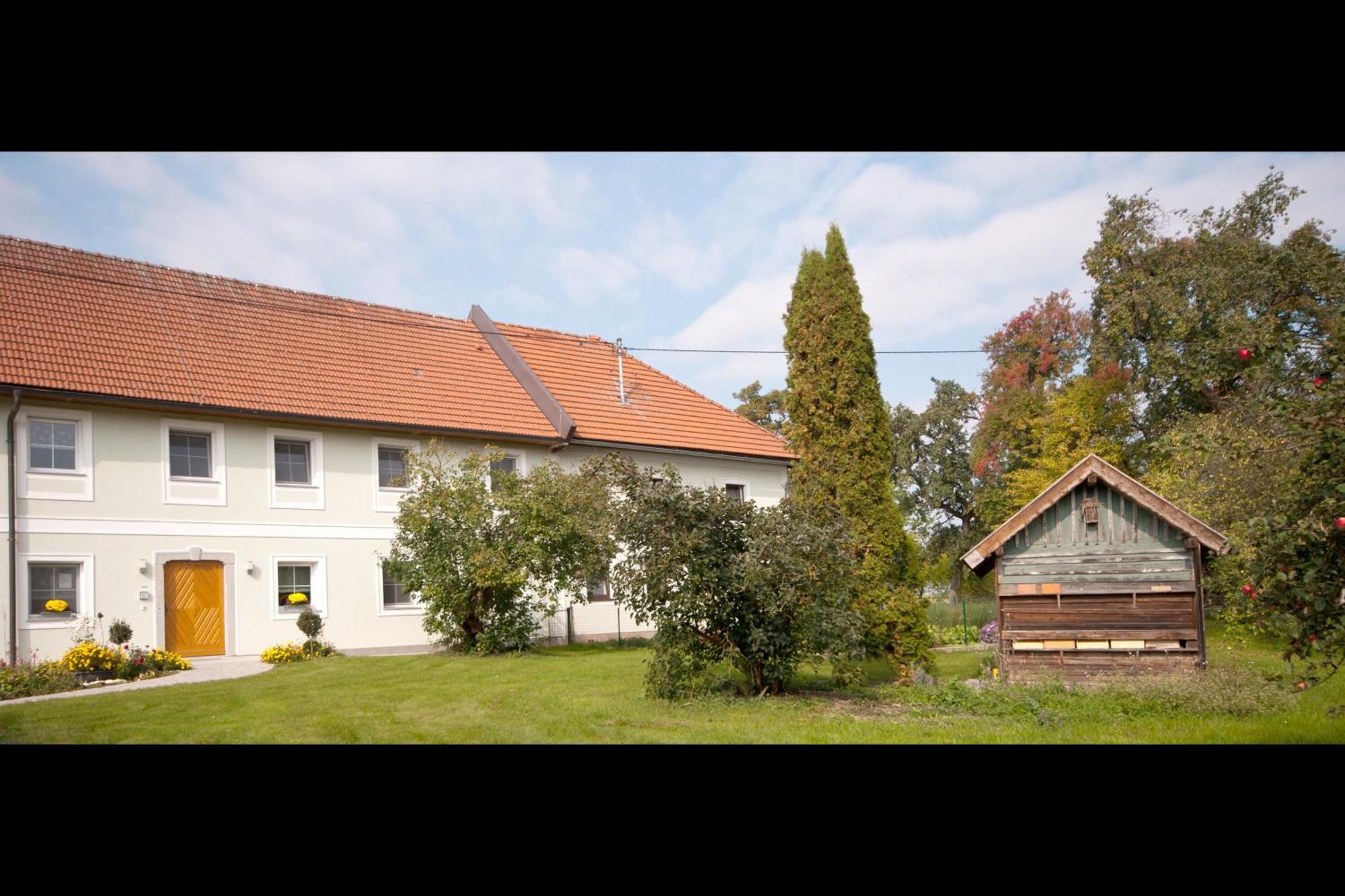 Landhaus Essl Dietach Exterior photo
