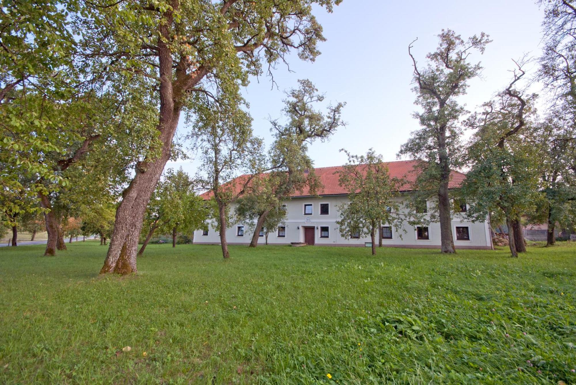 Landhaus Essl Dietach Exterior photo